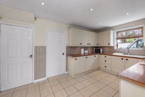 Photo 15- click for photo gallery